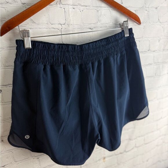 Lululemon BLUE Athletic Shorts with Lightweight Fabric and Scallop Hem Sz 10 - Picture 9 of 10